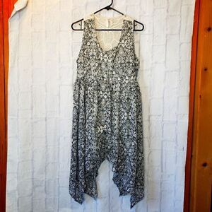 TRUE DESTINY Flowy Sleeveless Dress Crochet Back Handkerchief Hem
